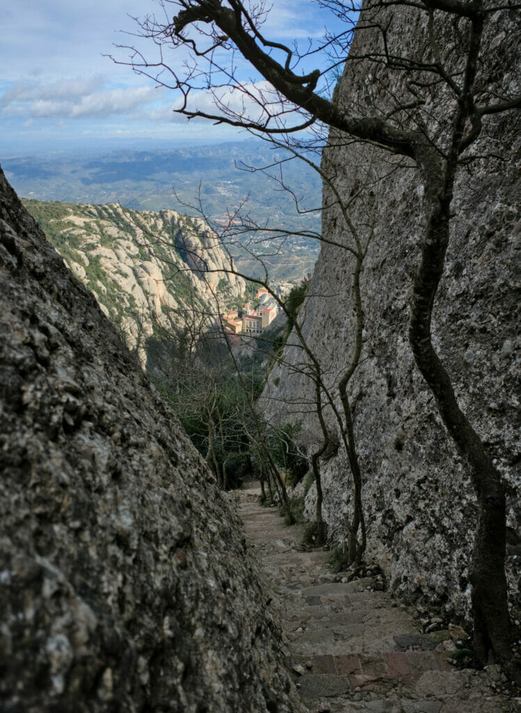 escalier au-dessus du monastère de Montserrat