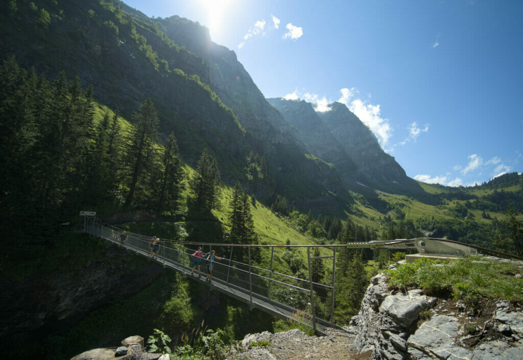 la passerelle belle étoile sur le tour des Dents du Midi