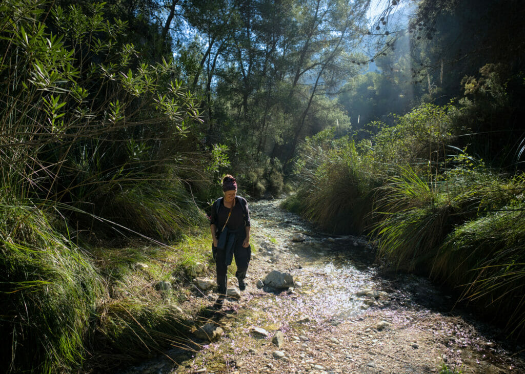 marcher dans la rivière