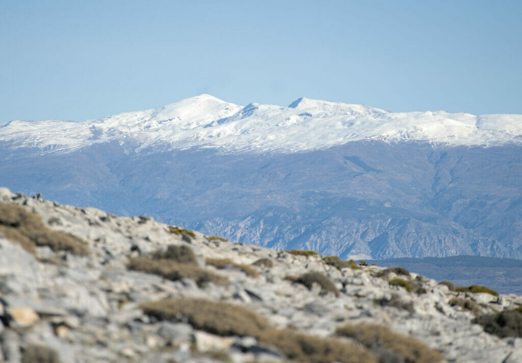 sommets enneigés de la Sierra Nevada