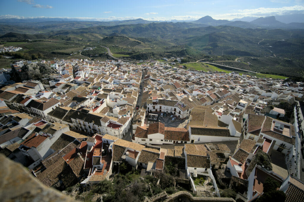 vue sur Olvera depuis la tour du château