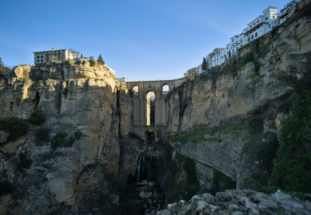 Le pont nouveau de Ronda vu d'en-dessous