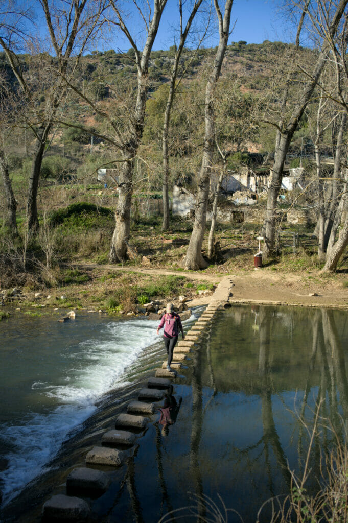 traversée de rivière benaojan