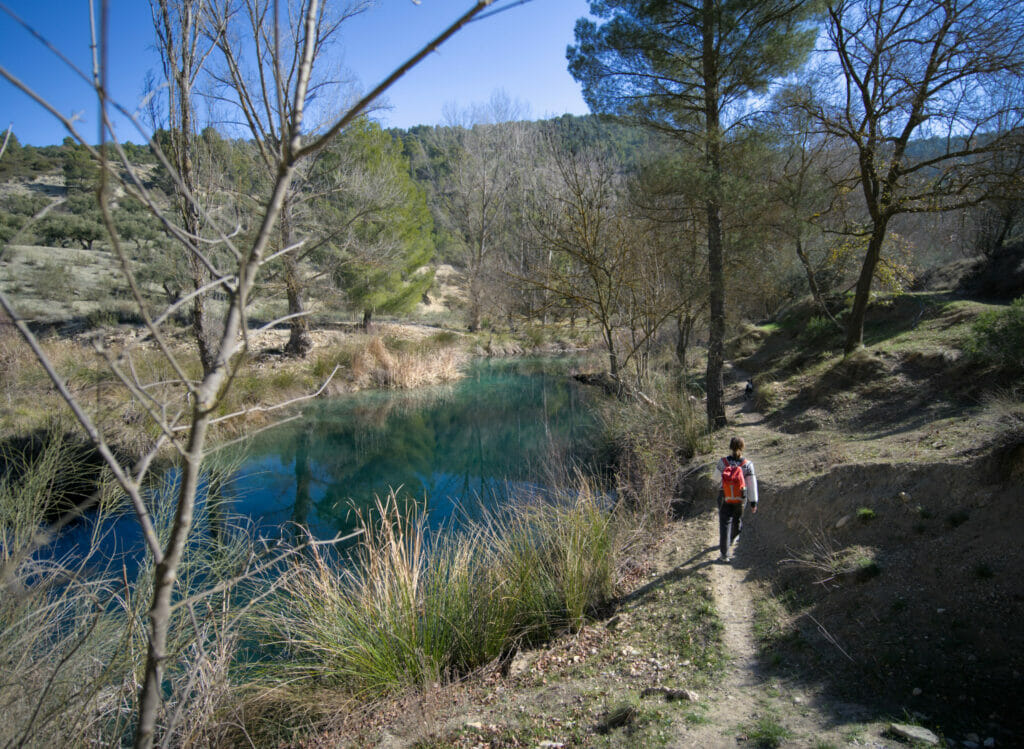 rivière turquoise andalousie