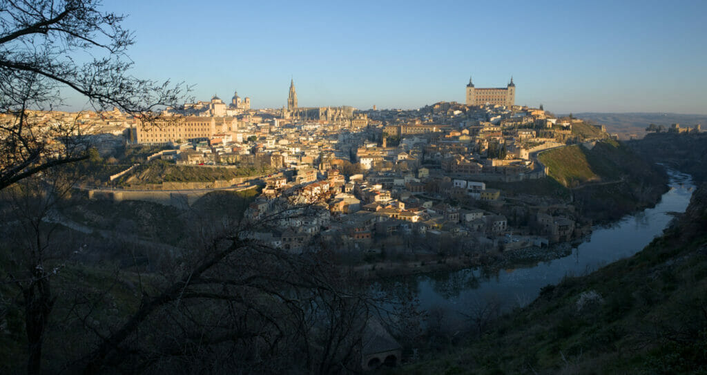 visit the city of Toledo
