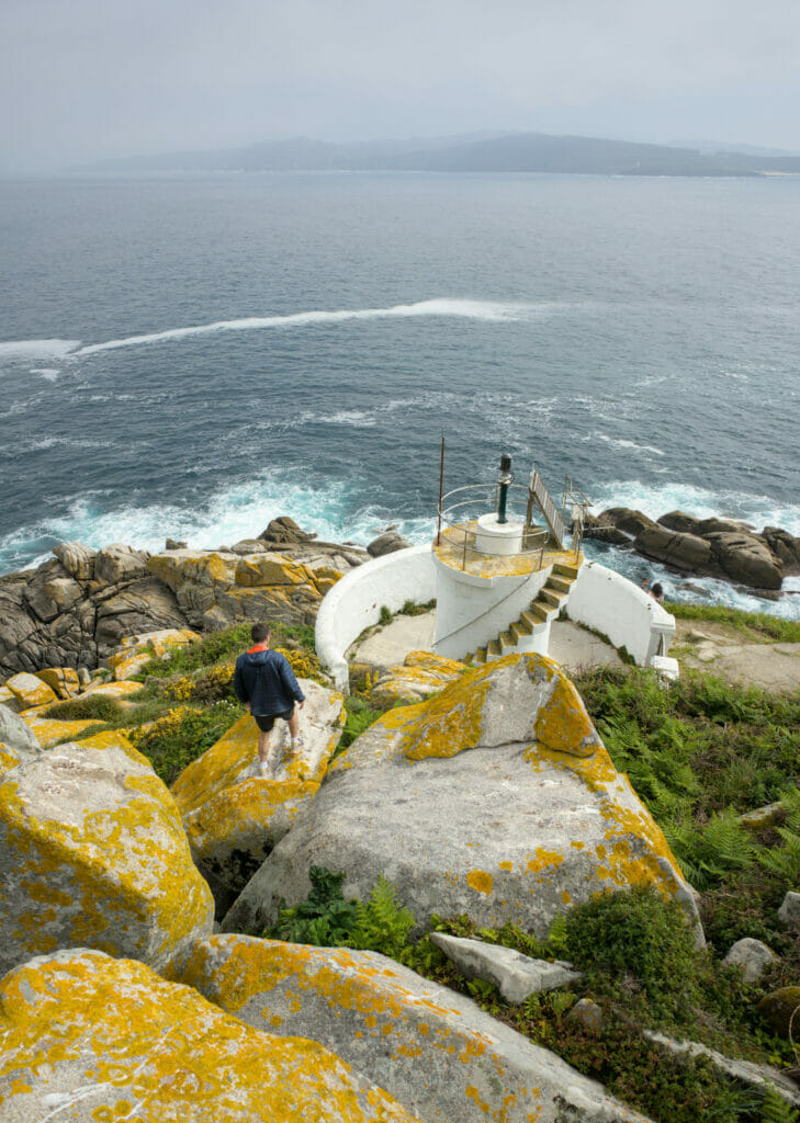 le phare de pelto au nord des Cies