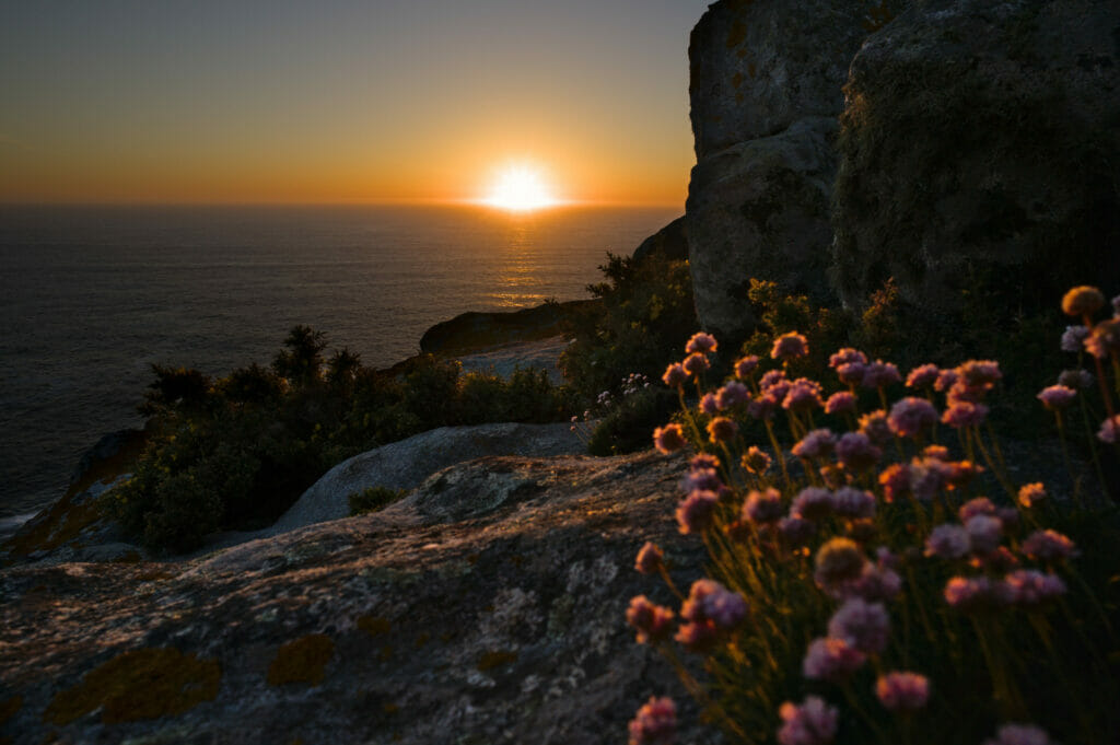 coucher de soleil sur les îles Cies