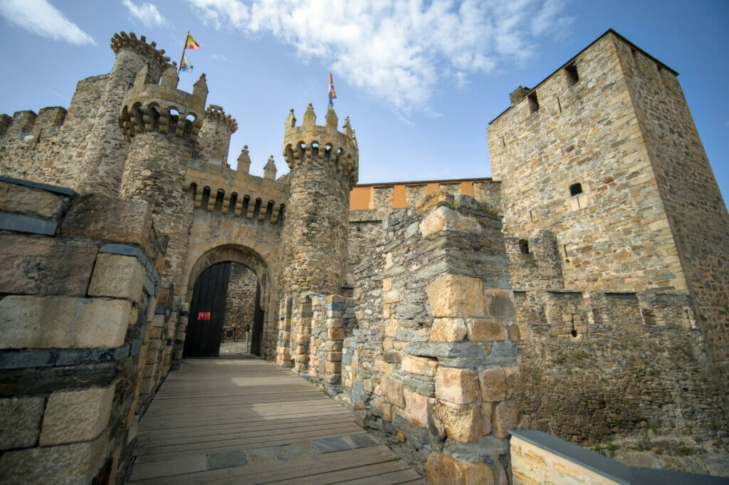 entrée du château de ponferrada