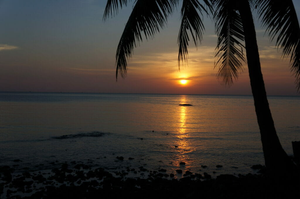 Coucher de soleil depuis la terrasse de Warapura Resort