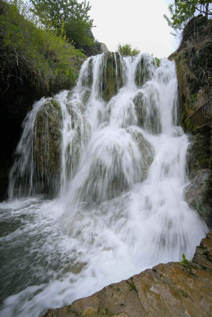 chute d'eau village