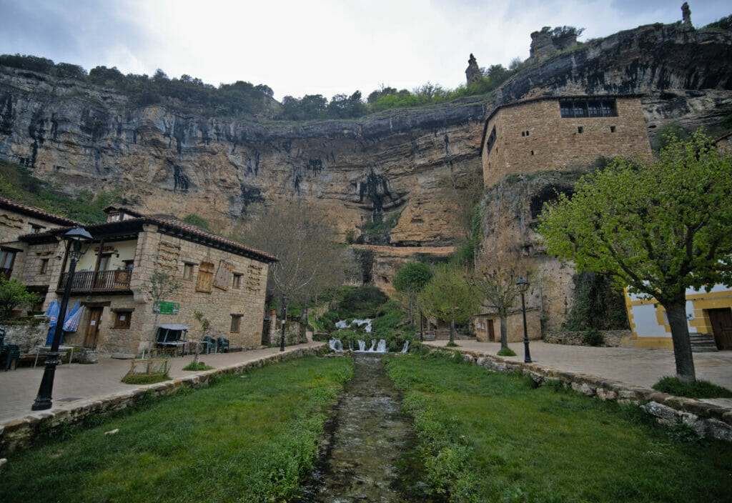 centre d'orbaneja del castillo