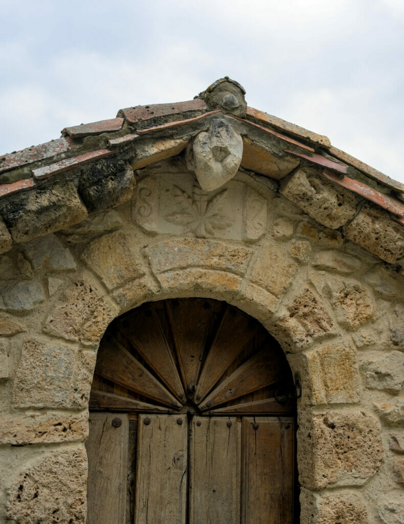 maison en pierre espagne