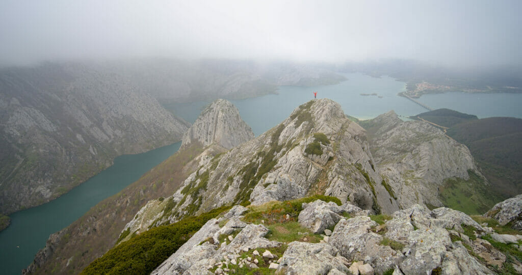 view towards Riaño from the top of Pico Gilbo