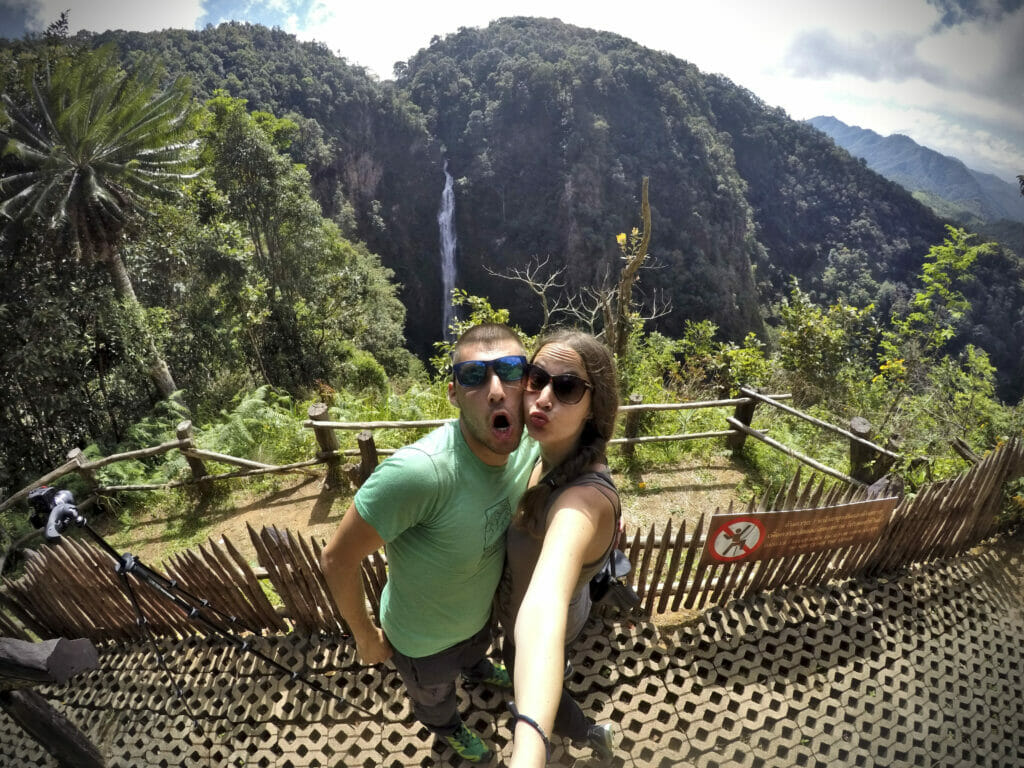 ca fait cher mais c'est beau Mae Surin waterfall on the road between Mae Hong Son and Mae Chaem