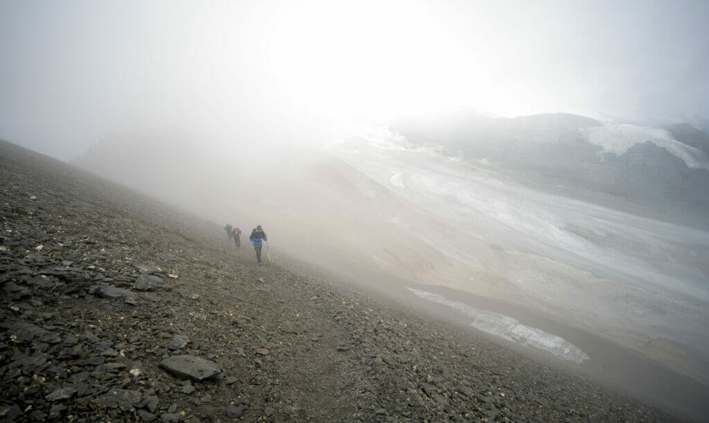 le nuages nous ratrappent au sommet du Barrhorn