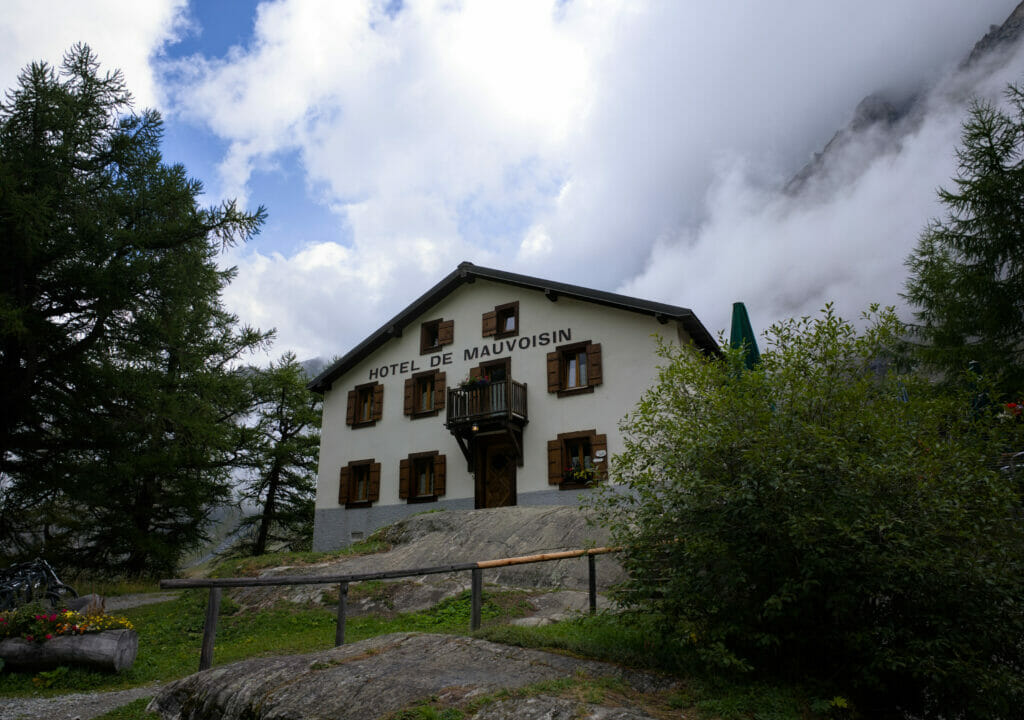 hotel du barrage de mauvoisin