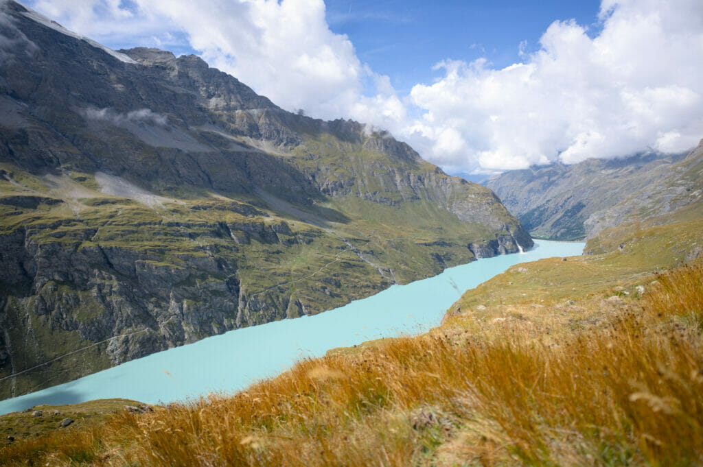 vue lac de mauvoisin