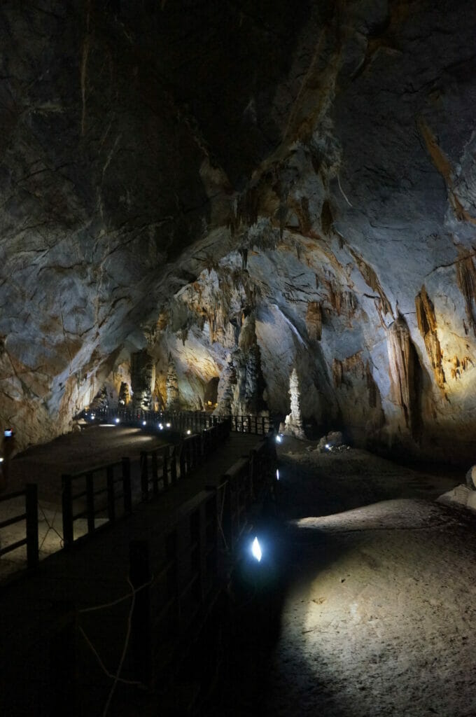 Paradise Cave