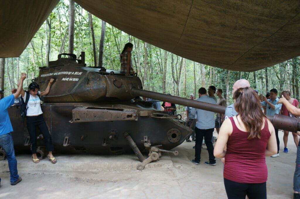 cu chi tunnel hô chi minh