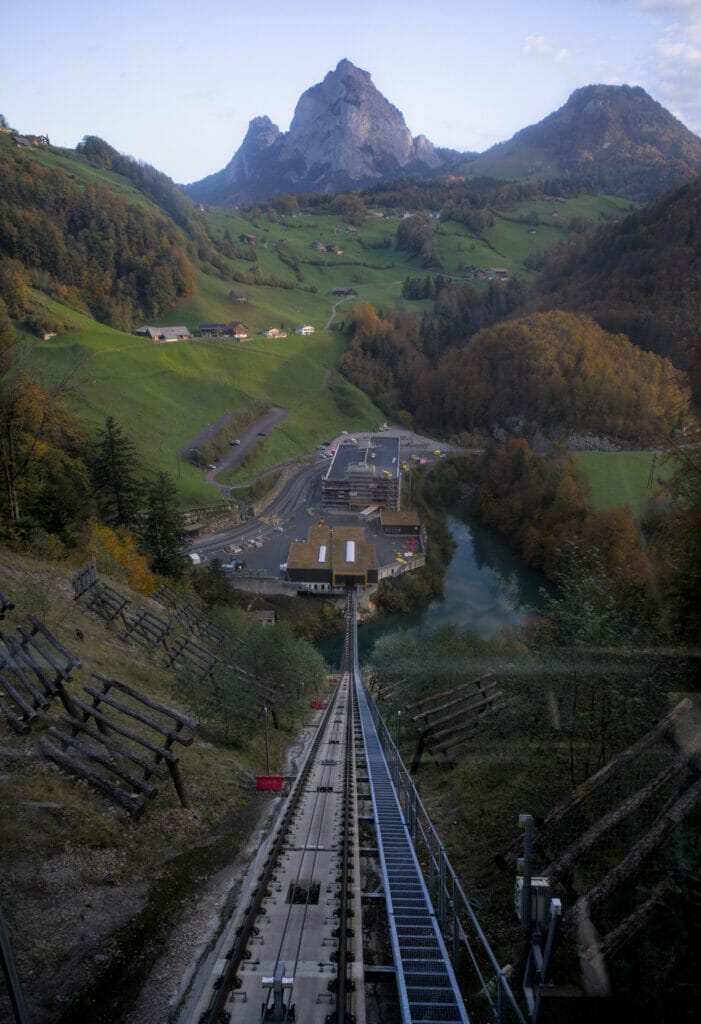 montée funiculaire stoos