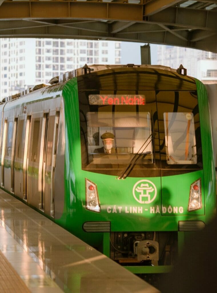 train à Ha noi