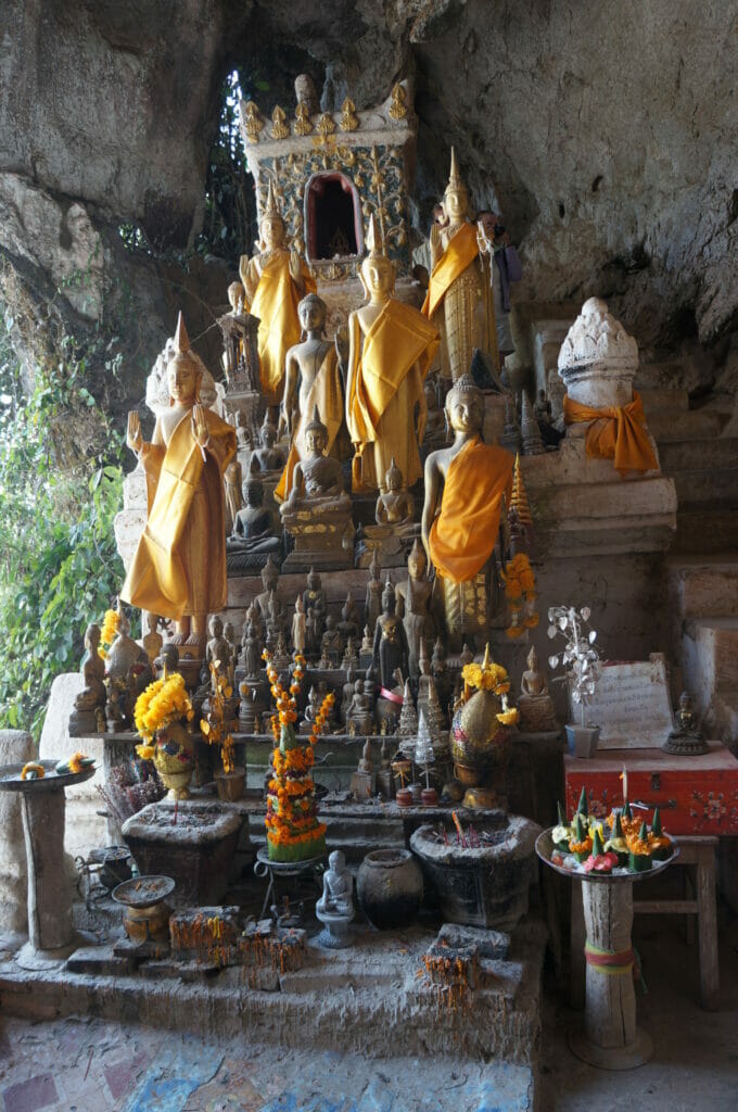 Pak Ou caves, Laos