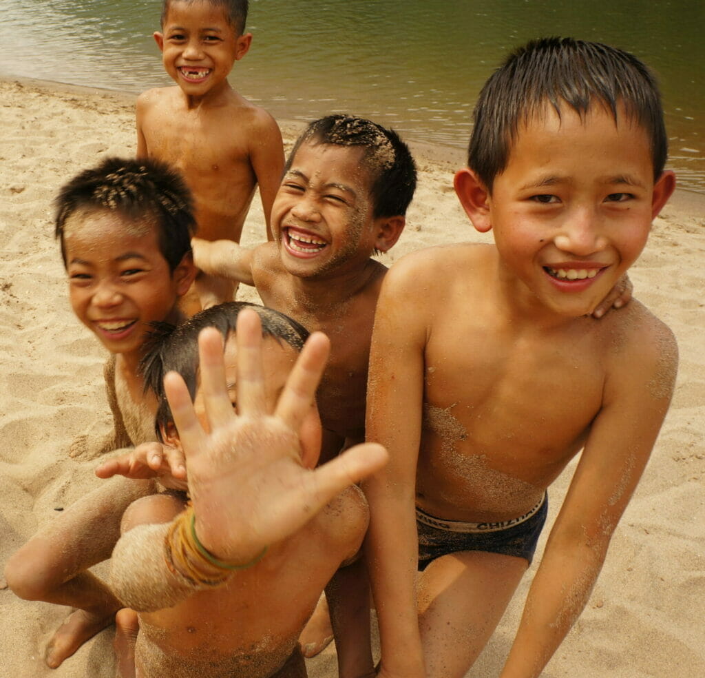 village d'une minorité laotienne