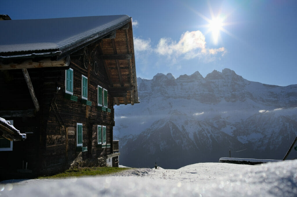 l'hiver au-dessus de morgins