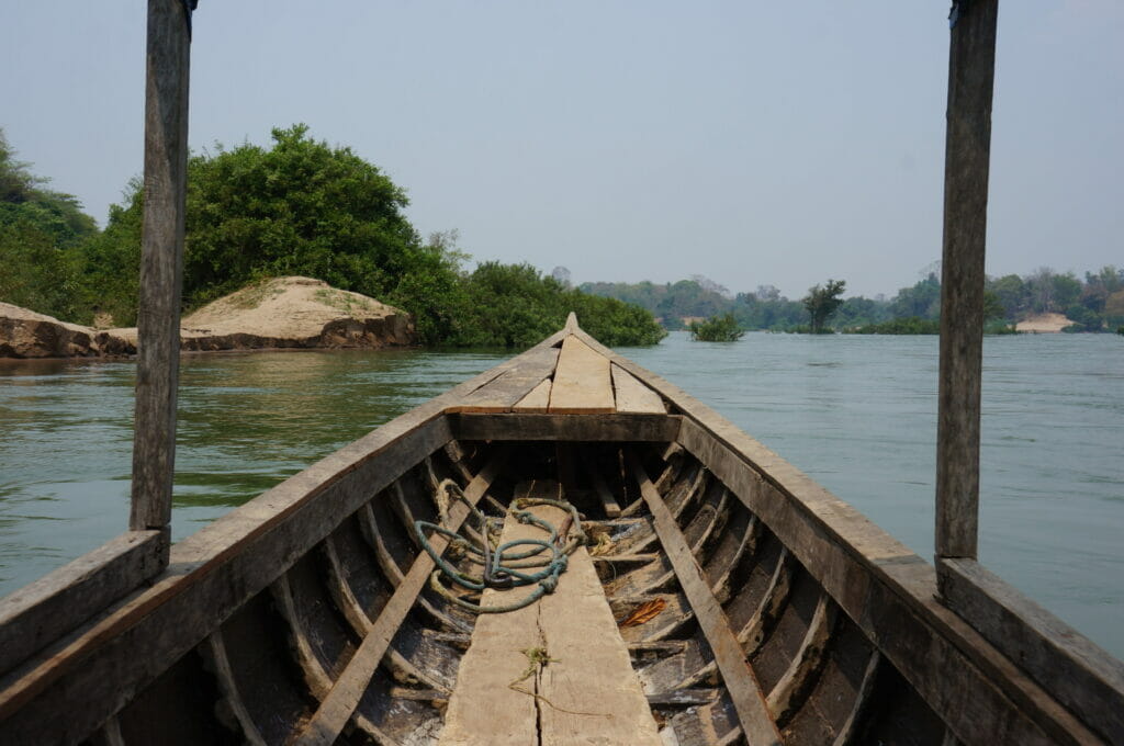 sur le Mékong dans les 4000 îles à Si Phan Don au sud du Laos