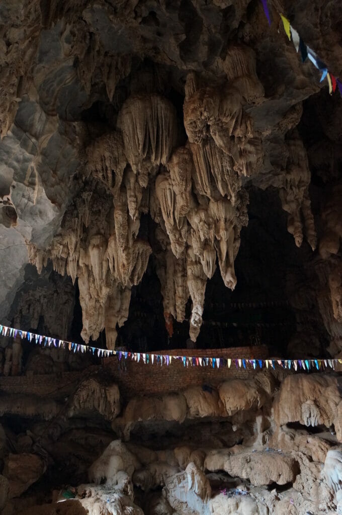 la grotte Tham Pha In dans la boucle de Thakhek