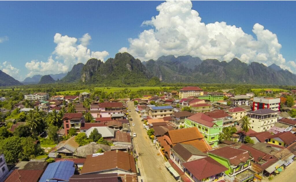 Ville de Vang Vieng