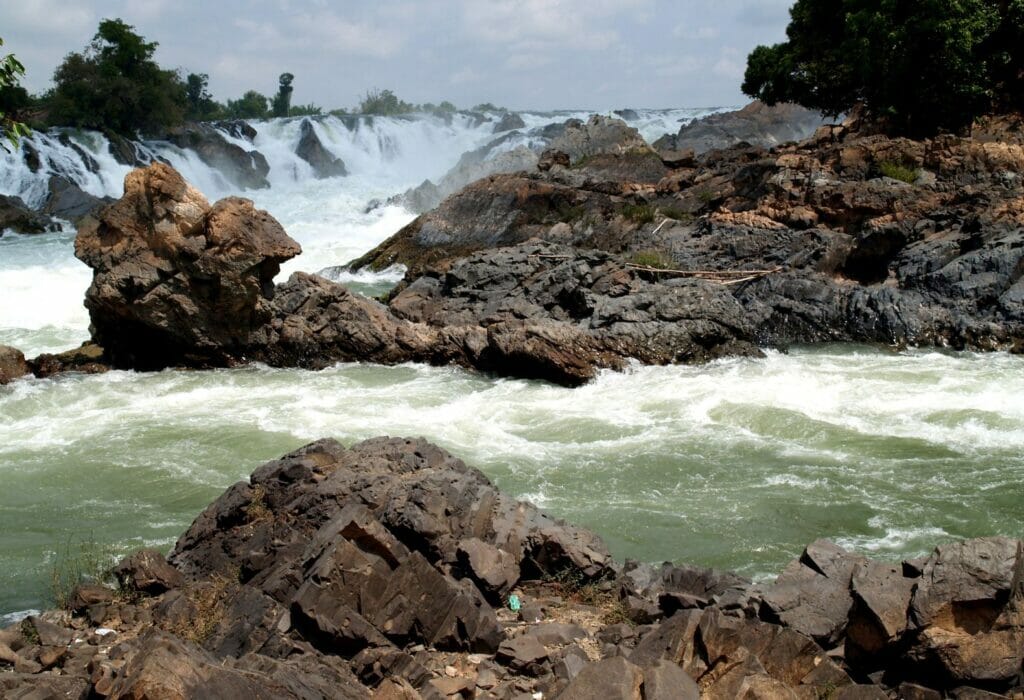 Khone Phapheng falls, the biggest falls in south-east Asia