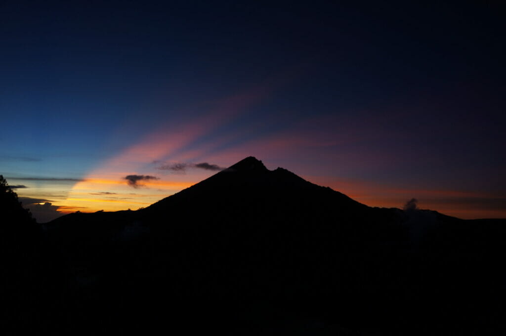 sunrise on Rinjani volcano