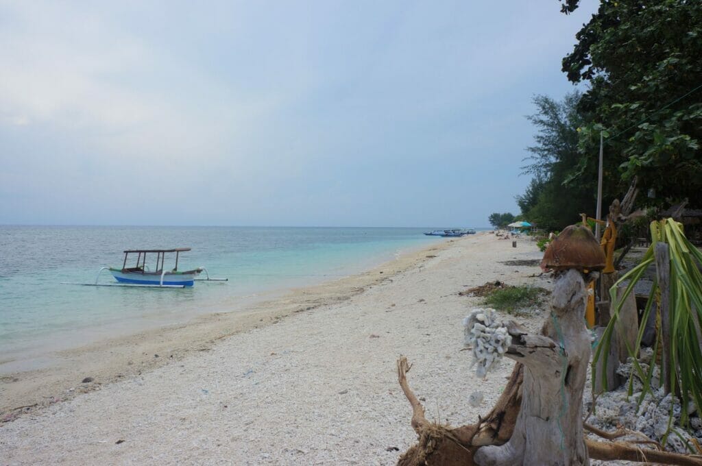 la plage de gili air