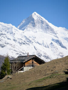 chalet et la Dent-Blanche