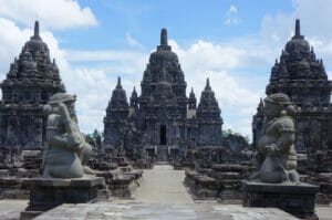 le temple Sewu dans le complexe Prambanan sur l'île de Java