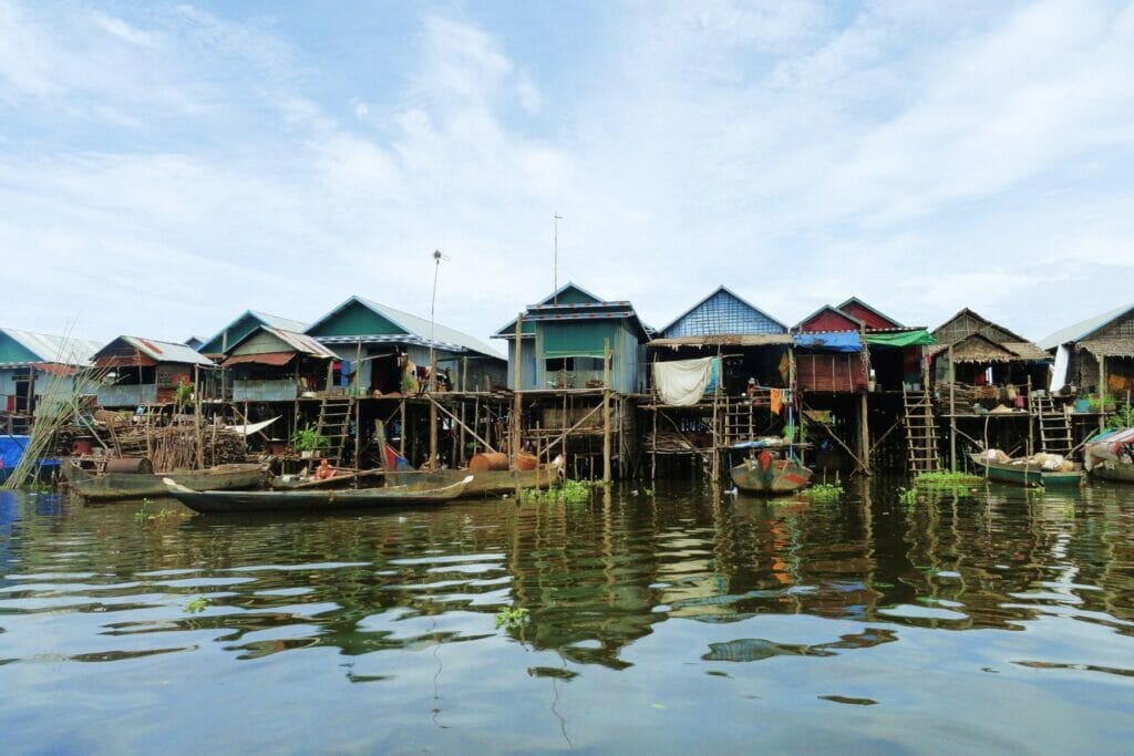 le village flottant de Kampong Phluk à côté de Siem Reap