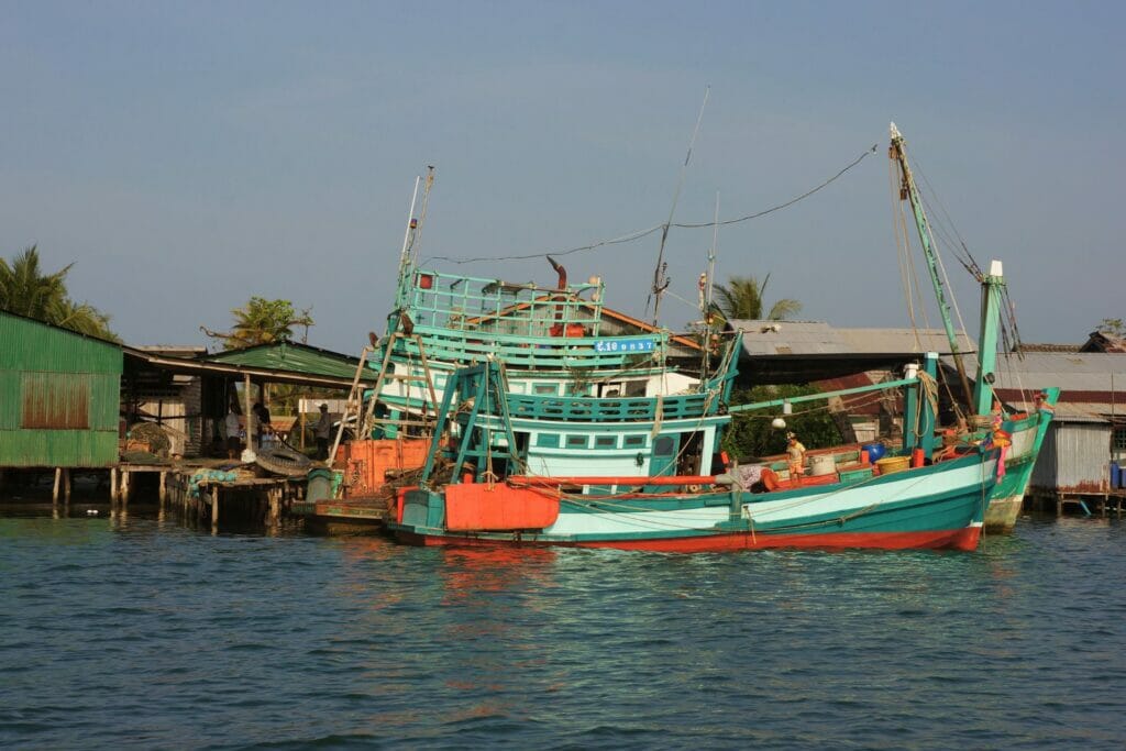 bateau à Koh Kong au Cambodge