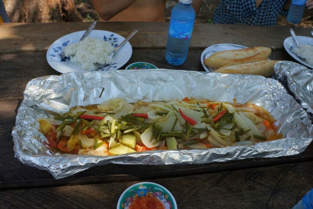 poisson au barbecue sur l'île de Koh Kong