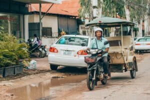 un tuk tuk au cambodge