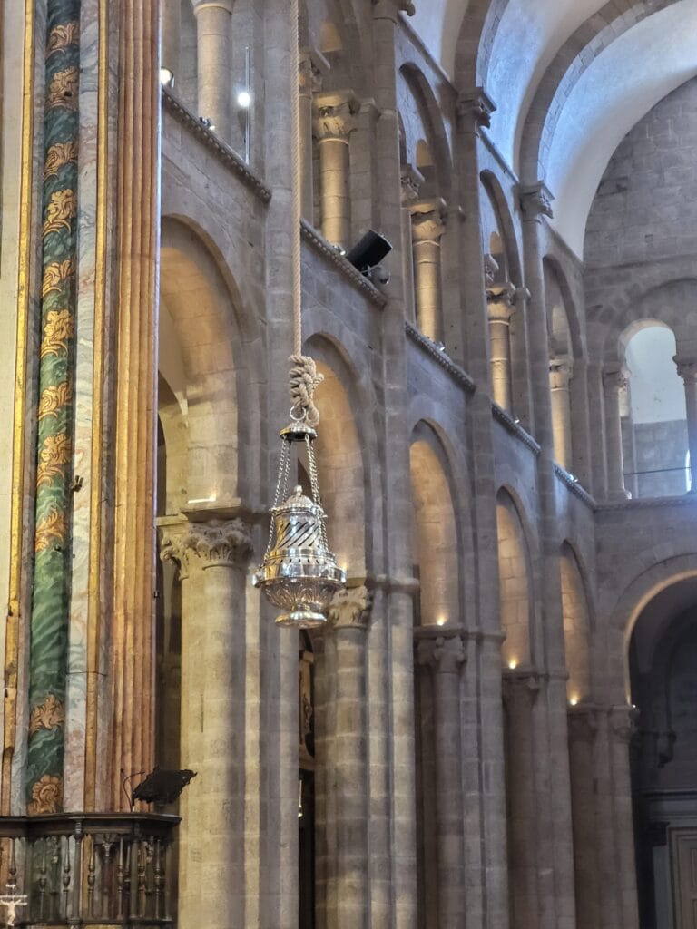 encensoir de la cathédrale de saint jacque