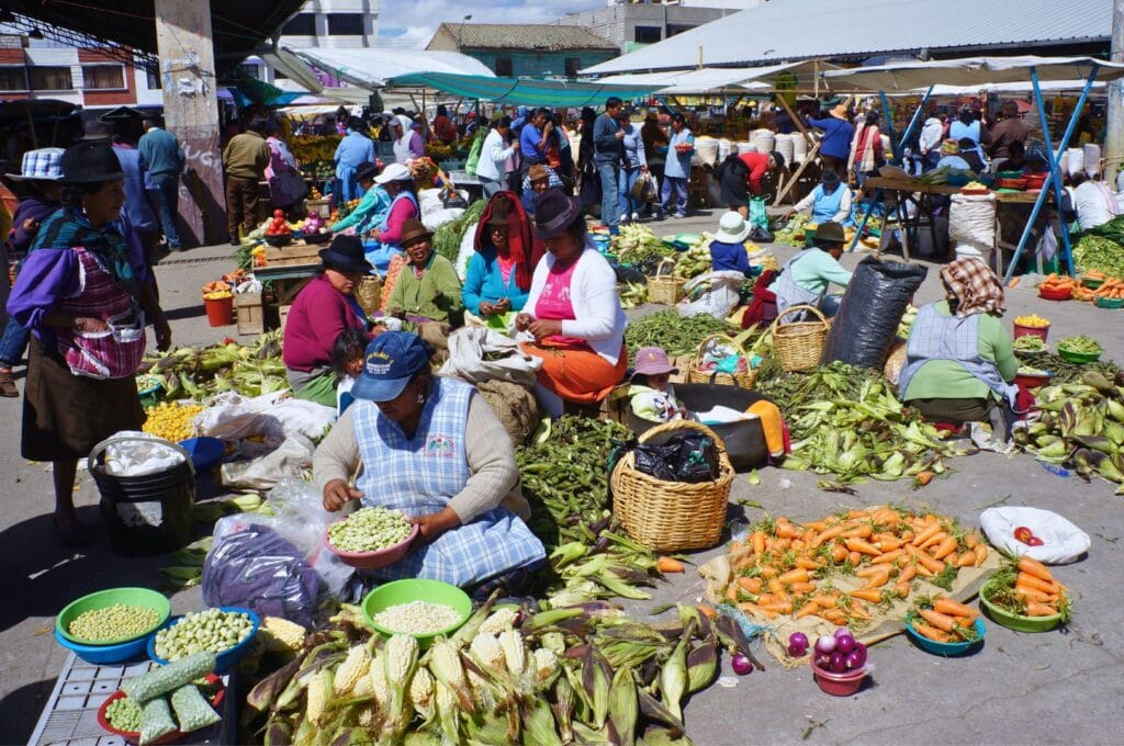 le marché indigène de Saquilisi