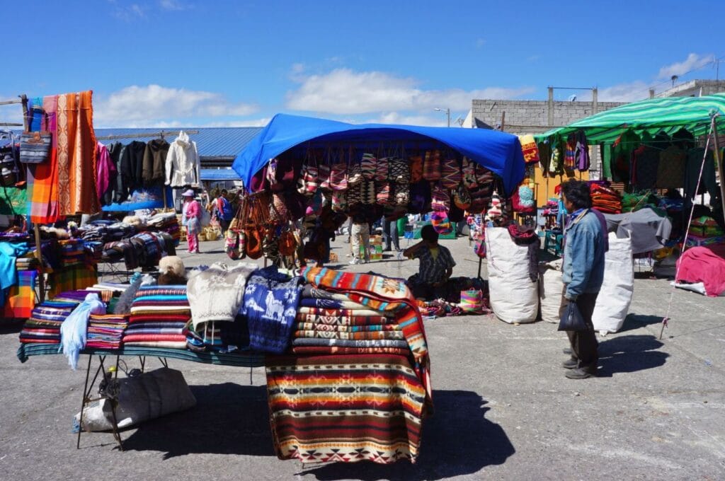 le marché indigène de Saquilisi