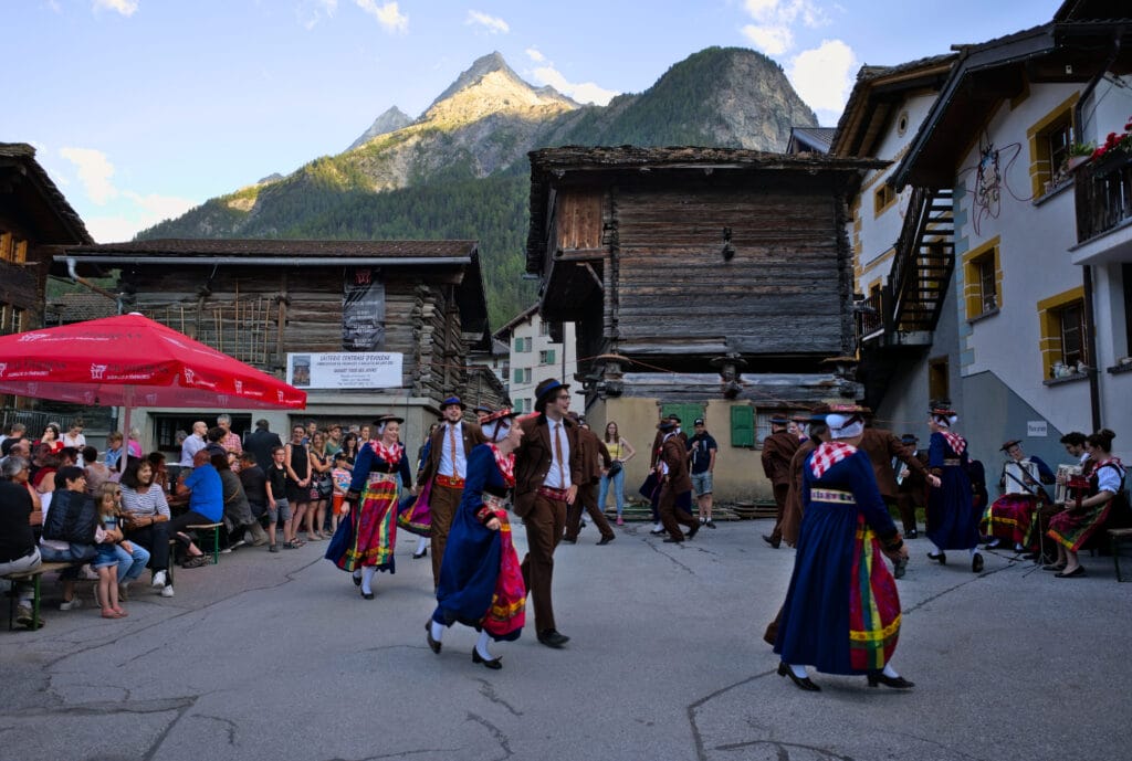 fête au village des Haudères