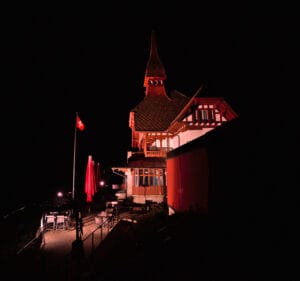 restaurant panoramique du Harder Kulm... de nuit