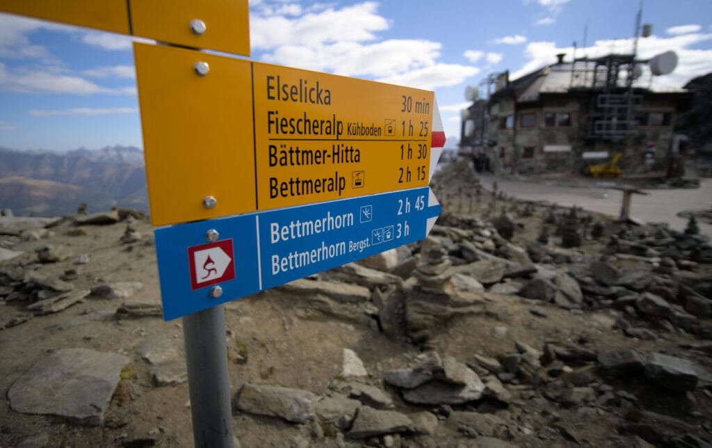 sentier bleu de haute montagne pour le Bettmerhorn