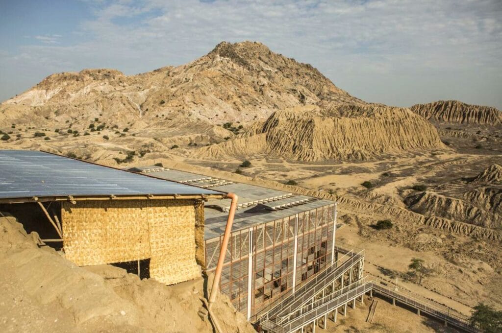 les pyramides de Tucume, à côté de Chiclayo au Pérou