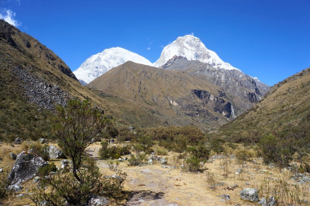 view of the Andes from the laguna 69 trail