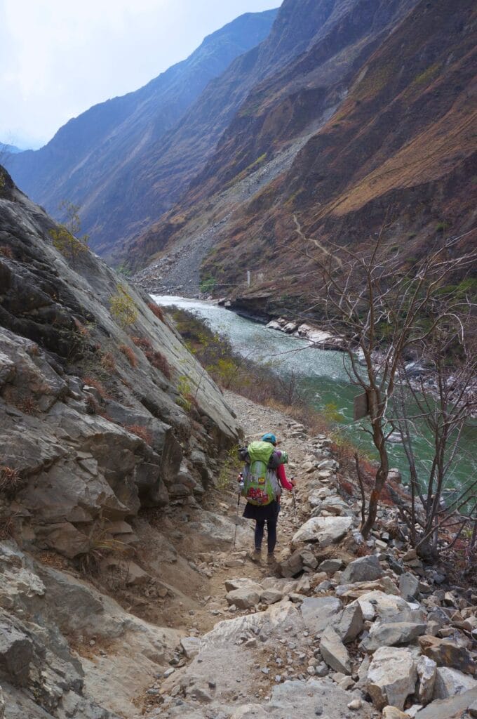 le sentier qui longe l'Apurimac