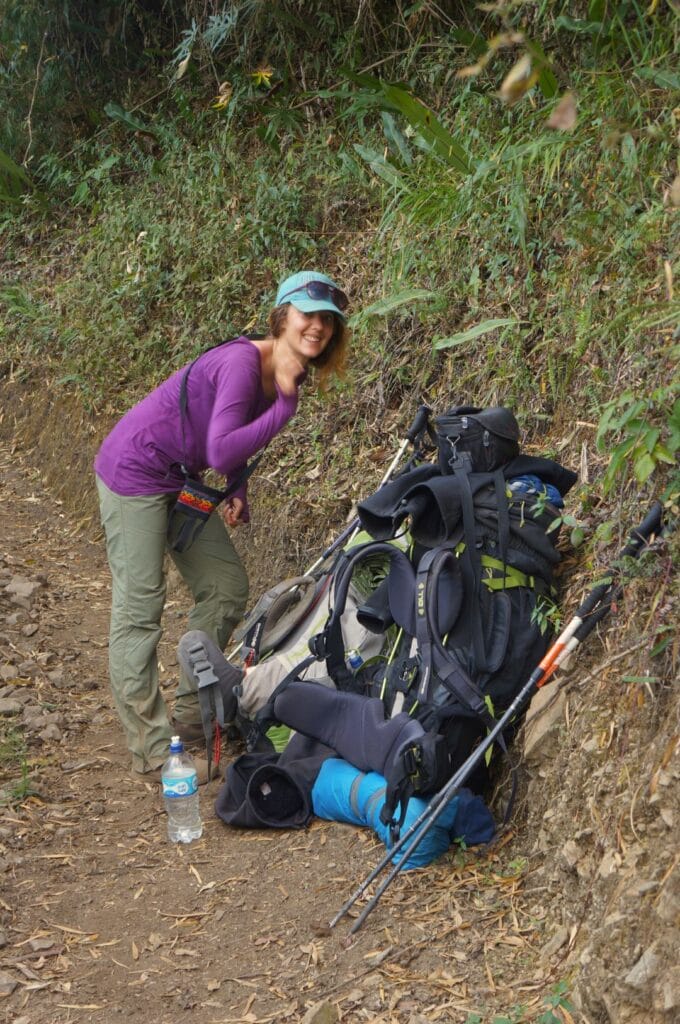 Fabienne et nos gros sacs à dos pour le trek de Choquequirao